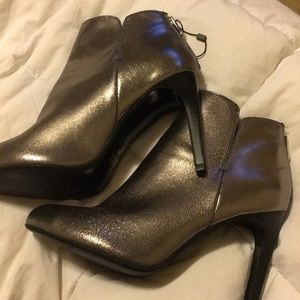 Perfect condition metallic pumps from Zara